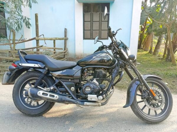 Bajaj Avenger 160cc Motorcycle For Sale in Mymensingh.