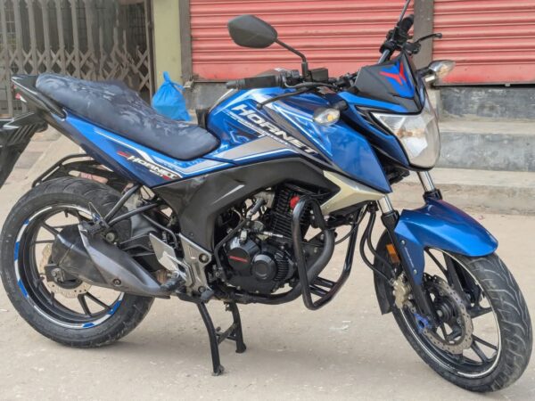 HONDA HORNET DD CBS 150cc Motorcycle For Sale at Uttara in Dhaka.