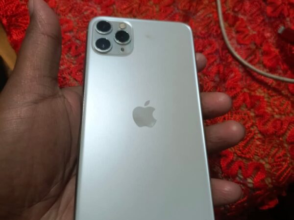 Iphone 11 Pro Max Mobile Phone For Sale at Gobindaganj Gaibandha in Rangpur.