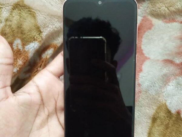 Samsung A04 Ram/Rom 3/32 Model Used Mobile Phone Sale In Basherpul, Demra, Dhaka.