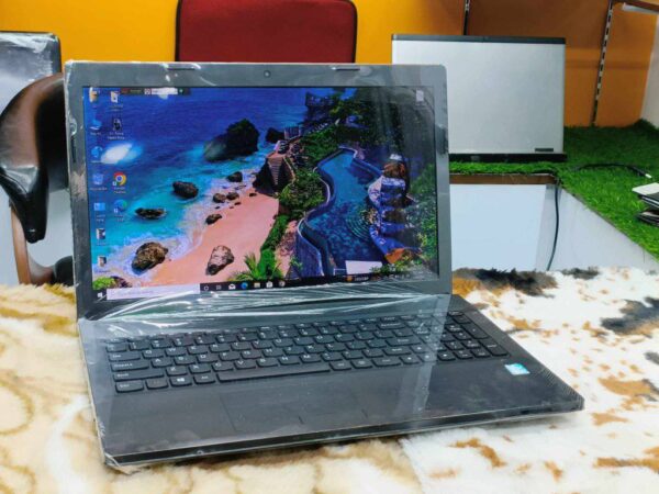 LENOVO Core i3 4th Gen 8GB RAM SSD 128GB Modal Used Laptop Sale In Agrabad, Chittagong.