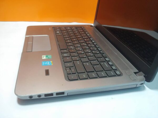 HP Core i5 4th gen 128gb ssd 4gb ram Modal Used Laptop Sale In West Rampura Bazar, DIT road, Dhaka.