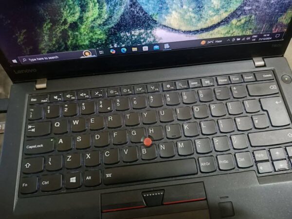 Lenovo Thinkpad Core i5 6th gen 8Gb ram 256 gb SSD Modal Used Laptop Sale in Trishal, Mymensingh.