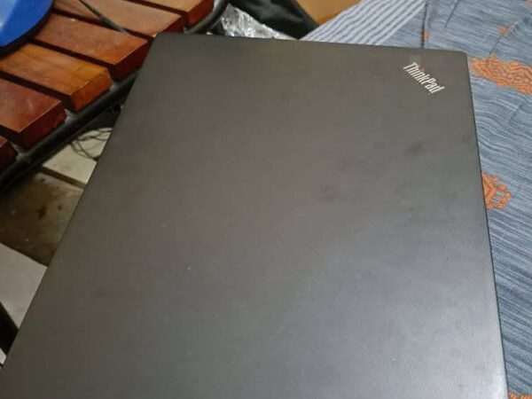 Lenovo Thinkpad Core i5 6th gen 8Gb ram 256 gb SSD Modal Used Laptop Sale in Trishal, Mymensingh.