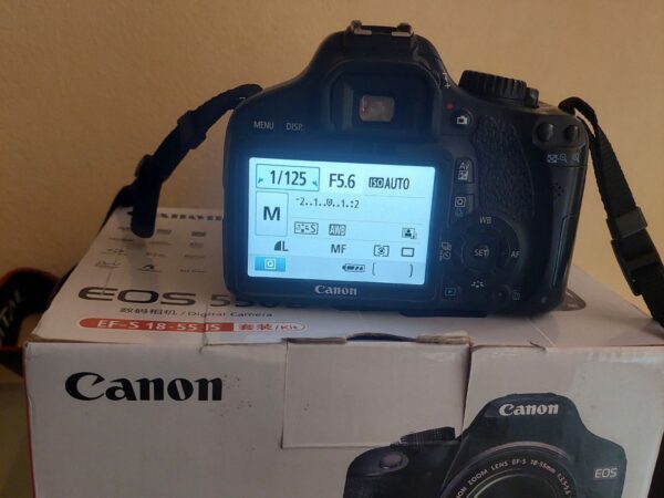 Canon 550D with 18-55mm lens full fresh box condition Camera Used For Sale In Kurigrum.