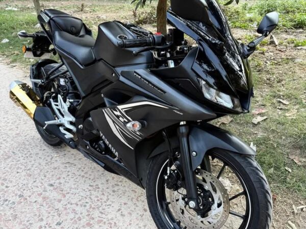 Yamaha R15 V3 2024 Motorcycle For Sale at Mogbazar in Dhaka.