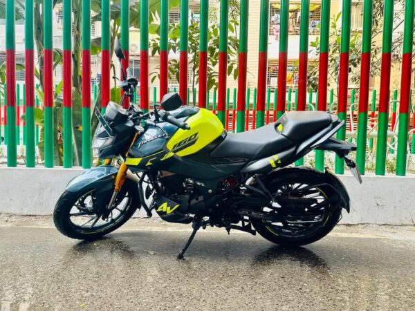 Hero Thriller 4v FI Abs 2024 Motorcycle For Sale at Mirpur -12 Puran Pallabi Thana in Dhaka.