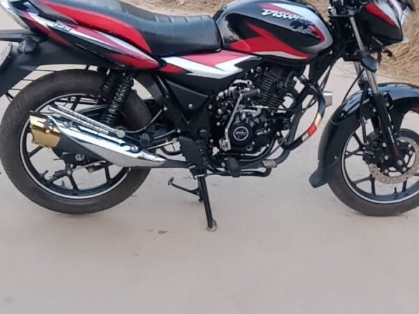 Bajaj Discover 125cc Motorcycle For Sale at Kaliakoire, Madhupur, Tangail in Dhaka.