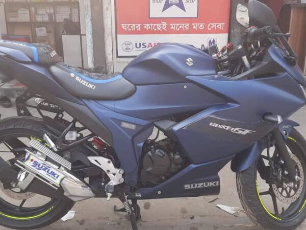 Suzuki Gixxer SF FI ABS Motorcycle For Sale at Bogura Sadar, Matidali Bazar in Rajshahi.