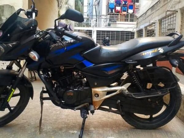 Bajaj Pulsar Single Disc 150cc Motorcycle For Sale at Mogbazar Weariless in Dhaka.