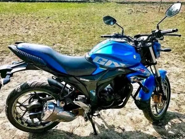 Suzuki Gixxer Monotone 155cc Motorcycle For Sale at Sadar in Mymensingh.