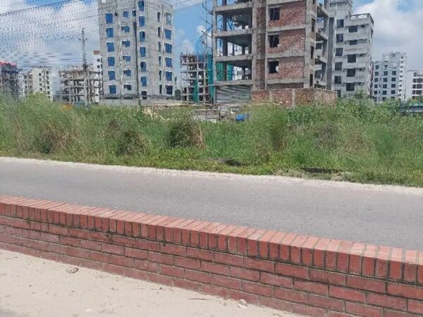 8 Land/Plot For Sale Bashundhara Housing Residential Area