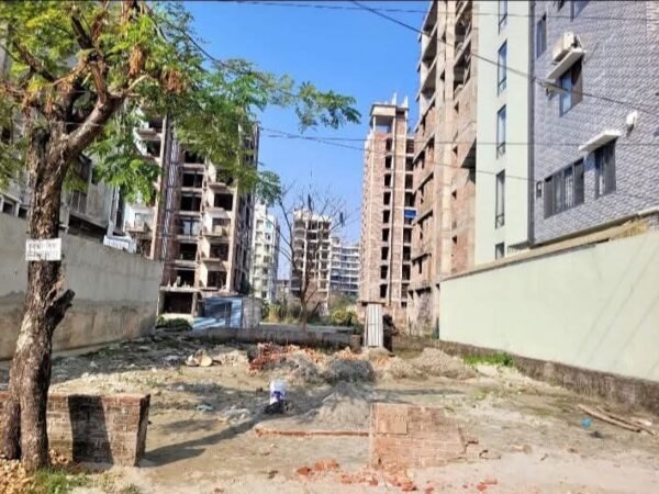 Block-N 5 Katha Plot Bashundhara R/A