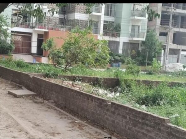 6 LAND PLOT SALE BASHUNDHARA HOUSING