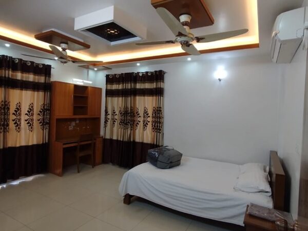 Luxurious 4-Bedroom Furnished Apartment for Rent in Bashundhara R/A – Ideal for Families & Expats