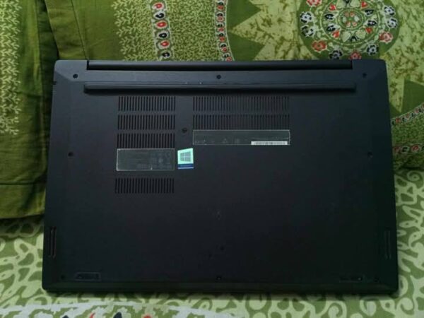 Lenovo ThinkPad Business Series Core i5-8th Gen Laptop Sale In Indrira Road, Farmgate, Dhaka.