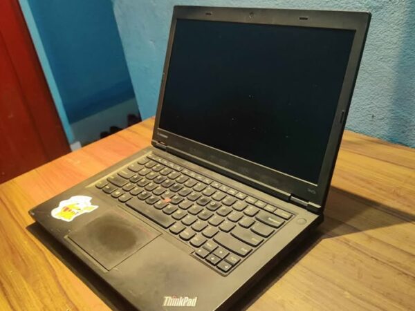 Lenavo thinkpad i5 4th gen Modal Used Laptop Sale in Kazibari More, Bogra