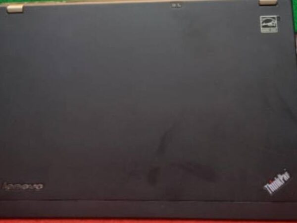 Thinkpad Intel core i5 2nd gen @2.40GHz 4GB RAM Modal Used Laptop Sale in badda Gulshan,Dhaka.