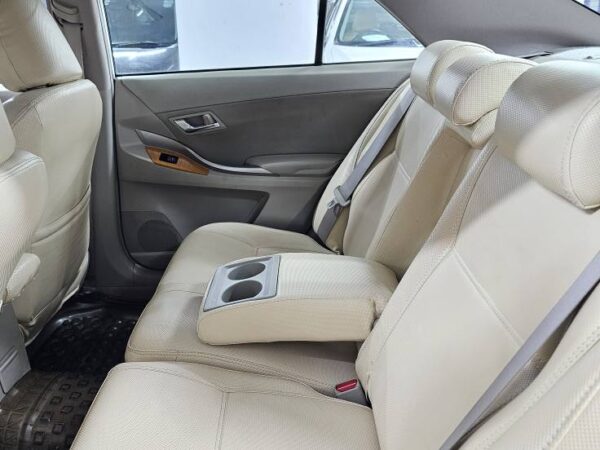 Toyota Allion-A15 G 2009 মডেল এর গাড়িটি বিক্রি হবে শ্যামলী রিং-রোড, টিক্কাপাড়া, মোহাম্মদপুর, ঢাকা