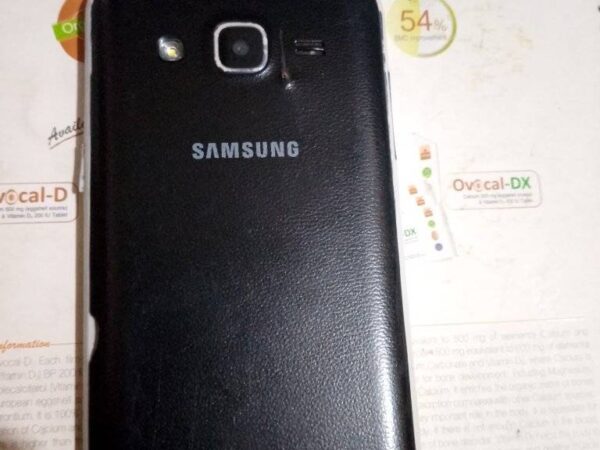 Samsung j2 Ram/Rom -1/8 Modal Used Mobile Phone sale in Chowringhee Mor, Suihari, Dinajpur.