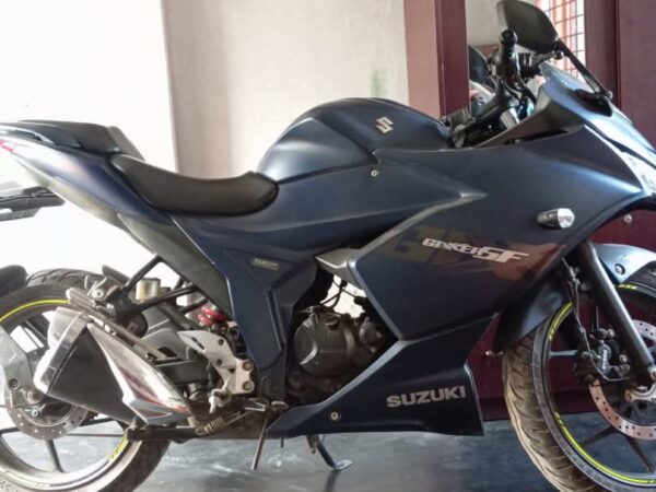 Suzuki Gixxer SF Motorcycle For Sale at Faridpur in Dhaka.