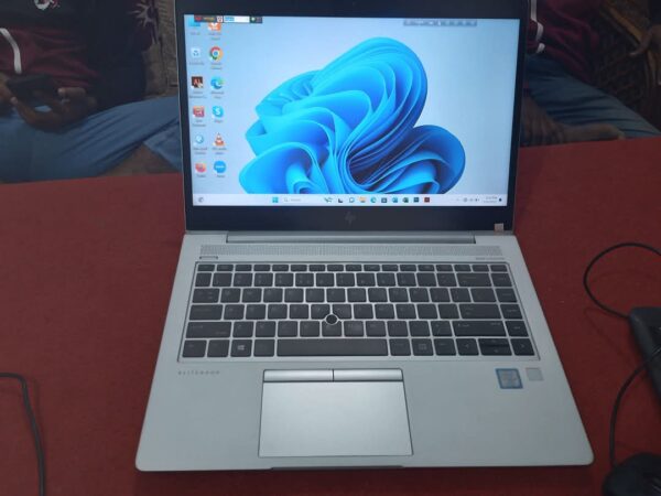 Hp Elitebook 840 G5 Laptop For Sale at Gazipur Sadar Takshal Shomorastro, Chator Bazar in Dhaka.