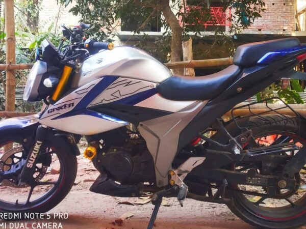 Suzuki Gixxer Fi Abs Motorcycle For Sale at Tangail Sadar in Dhaka.