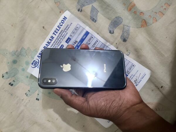 iPhone X Mobile Phone For Sale at Mirpur-11 in Dhaka.