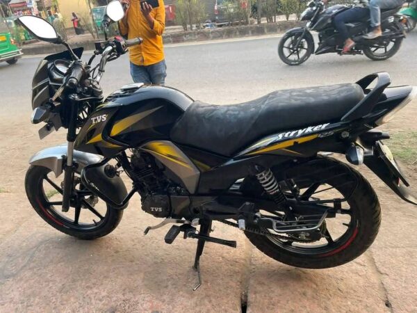 TVS Stryker 125cc Motorcycle For Sale at Golap Bazar, Tangail in Dhaka.