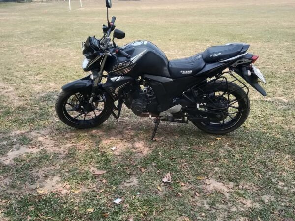 Yamaha Fzs V2 Fi Motorcycle For Sale at Awliabad, Kalihati, Tangail in Dhaka.