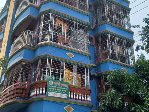 বাড়ি বিক্রি হবে ২.২৫ কাঠা বোর্ড বাজার, গাজীপুর ঢাকা।