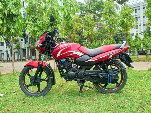 টিভিএস মেট্রো ১০০ সিসি মডেলের ব্যবহৃত মটরসাইকেল বিক্রয় করা হবে ঢাকা ফার্মগেট তেজকুনি পাড়া