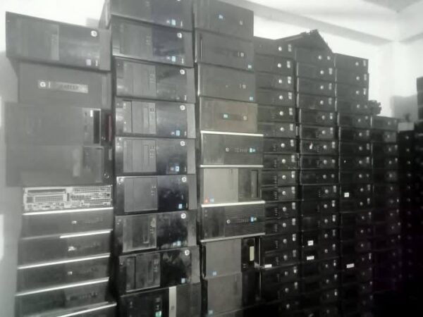 Dell Brand computer Full Setup Used For Sale In Middle badda Gulshan, Dhaka.