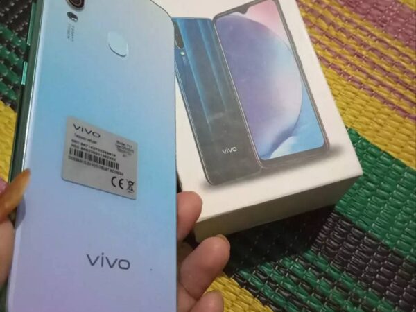 Vivo Y17 Mobile Phone For Sale at Mawna Chowrasta Gazipur in Dhaka.
