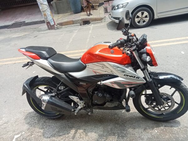 Suzuki Gixxer Fi ABS, 2024 Model Motorcycle For Sale at Uttara-13 in Dhaka.