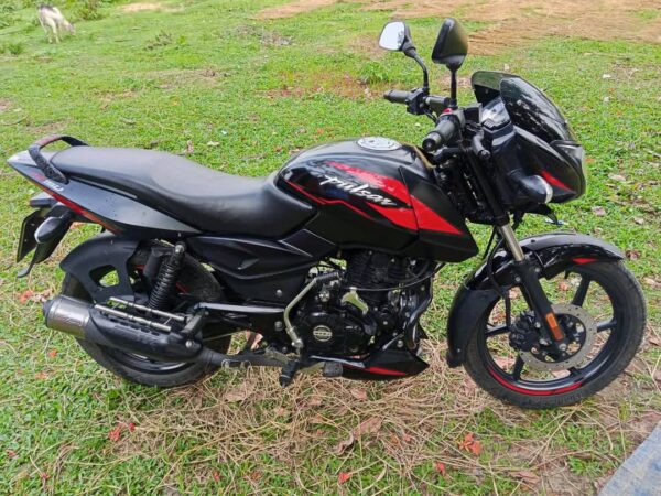 Bajaj Pulsar 150cc Motorcycle For Sale at Valuka in Mymensingh.