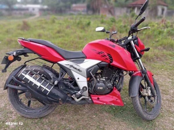 TVS Apache Rtr 4V Double Disc Motorcycle For Sale at Sofipur Bazar, Kaliakoir Gazipur in Dhaka.