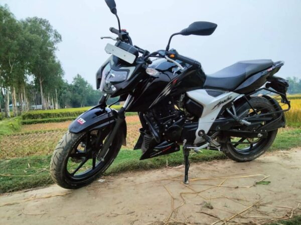 TVS Apache Rtr 4V X Connect Double Disc Motorcycle For Sale at Jamalpur Sadar Digpait in Mymensingh.