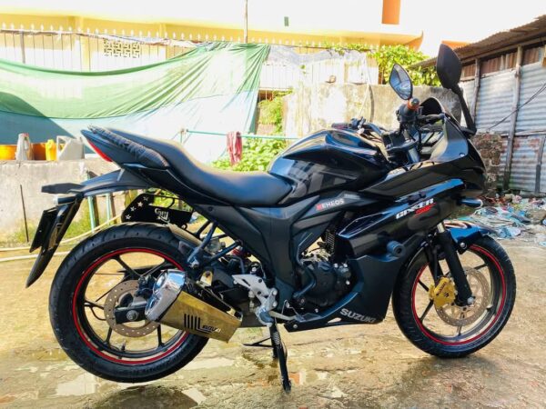 Suzuki Gixxer SF Motorcycle For at Sylhet City in Sylhet.