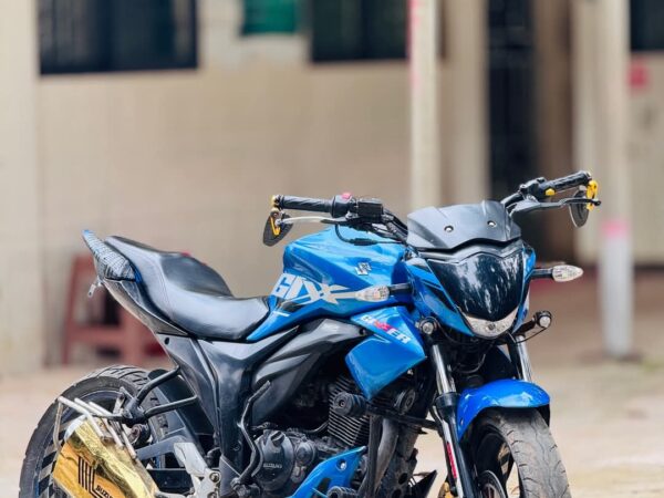 Suzuki Gixxer Monotone Motorcycle For Sale at Amin Bazar, Noakhali in Chattogram.