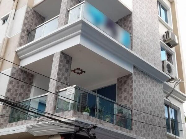 ফ্যামিলি বাসা ভাড়া হবে ছোট নুরপুর রংপুর হোমিওপ্যাথিক মেডিক্যাল কলেজ সংলগ্ন , শাপলা চত্তর