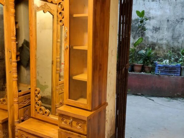 আকাশ মনি ও সেগুন কাঠের তৈরি নতুন ফার্নিচার ক্রয় করুন পুরান ঢাকা পোস্তগোলা ব্রিজের পাশে আরসিনগেট