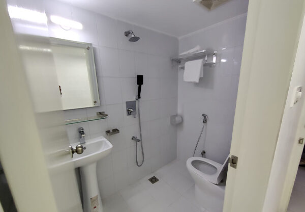 Rent Furnished One Room Apartment in Bashundhara R/A