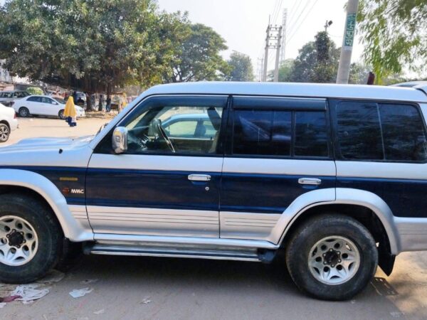 Mitsubishi Pajero V6 (1995) Model Sale In Akash Enterprise 151, Buddhijibi Road Mohammadpur Dhaka