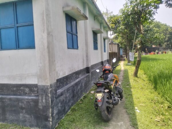 ১০ শতক জমি+বাড়ি সহ,বিক্রি করা হবে বেগম রোকেয়া বিশ্ববিদ্যালয়, সরদারপাড়া ব্রাইট ফিউচার ছাত্রাবাস,