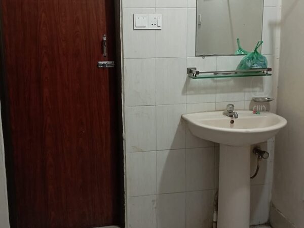 ফ্লাট বাসা ভাড়া দেওয়া হবে চাকুরীজীবী/ব্যবসায়ী পল্লী জনপদ,রংপুর।পশুরাম থানার পাশে,ধাপ মেডিকেল পুর্ব