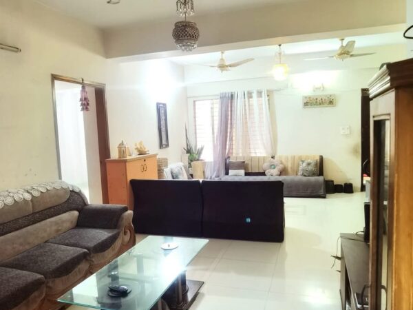 ফ্ল্যাট বিক্রি হবে মিরপুর ১৩, সেনপাড়া পর্বটা, কাফরুল – সুন্দর রেসিডেনশিয়াল ফ্ল্যাট।