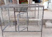 খাঁচা বিক্রয় করা হয়